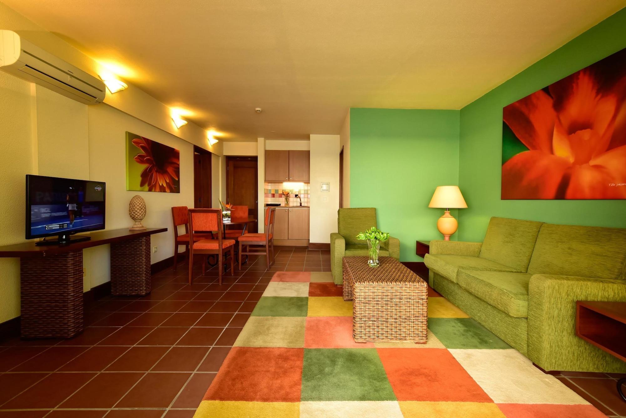 Pestana Ocean Bay Resort Funchal  Bagian luar foto